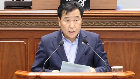 창원시의원 "유독 한국만 난리" 발언...민주, 공개 사과 요구