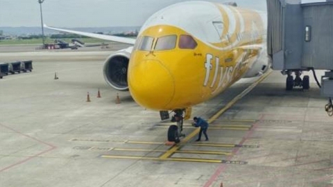 인천발 싱가포르 저가항공, 앞바퀴 빠진 채 착륙