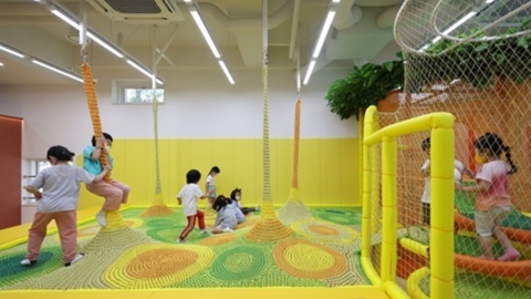 CNN "출산율 최저 한국에서 '노키즈존' 성행...역효과 낼 것"