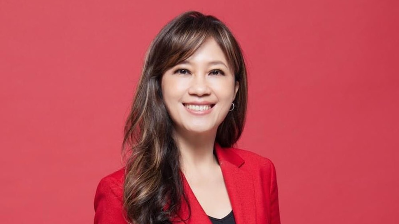 타이완 정계 휩쓴 미녀 대변인 스캔들...수행 경호원과 불륜 의혹