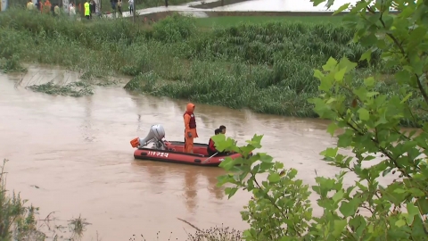 한 시간 만에 '가끔'→'매우 강한 비'…빗나간 예보가 피해 키웠다