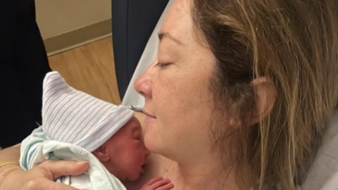 자궁 없이 태어난 美 여성, 자궁 이식 수술로 득남 '화제'