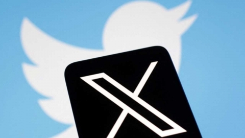 16년 동안 사용했는데..."트위터, 'X' 계정 빼앗았다"