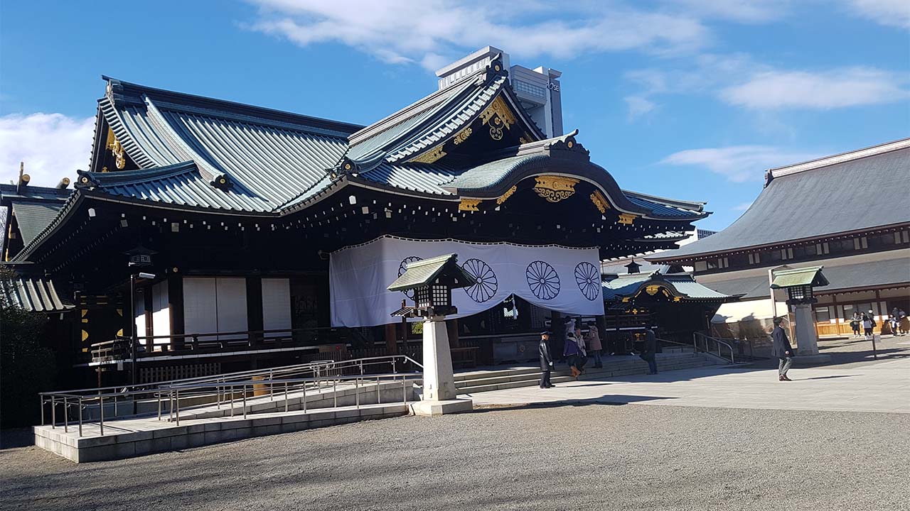 日 정부, 기시다 야스쿠니 신사 참배 묻자 "본인이 판단할 것"