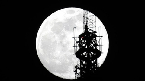 5년 만에 '슈퍼 블루문' 뜬다...놓치면 14년 기다려야