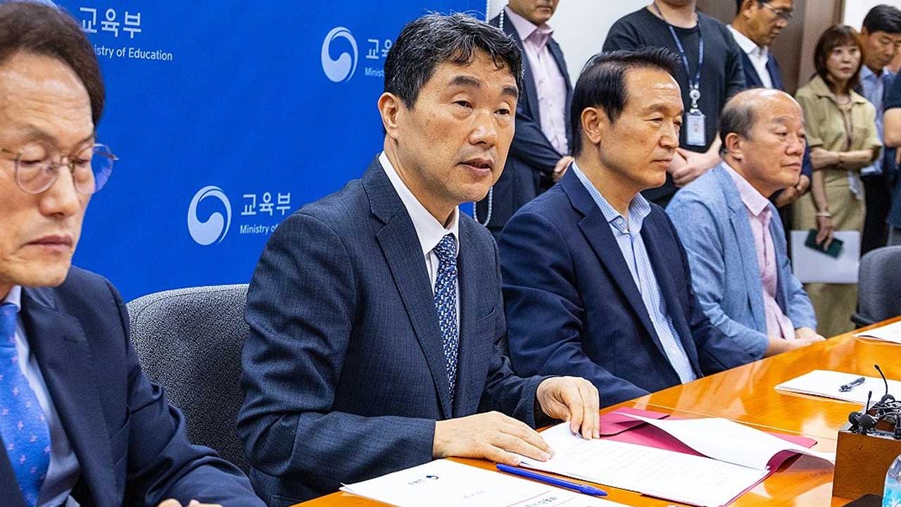 이주호, '공교육 멈춤의 날' 두고 "집단 연가, 고인 뜻 아냐"