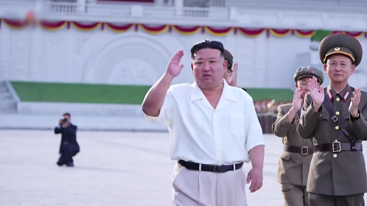 [속보] "김정은, 북한 내에서 북동 국경 쪽으로 천천히 이동 중"