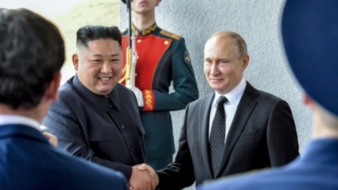 BBC "김정은·푸틴, 서로 이익 기대...브로맨스라고 볼 순 없어"
