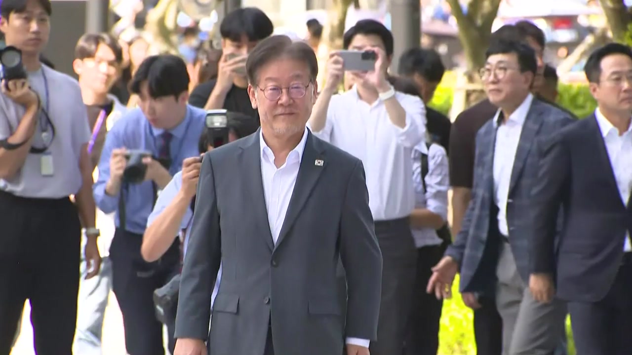 [나이트포커스] 결국 병원 이송된 이재명..."병상에서 단식 이어가겠다"