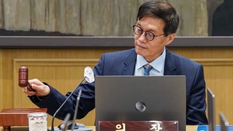  한은 금통위, 기준금리 6연속 동결...3.5% 유지