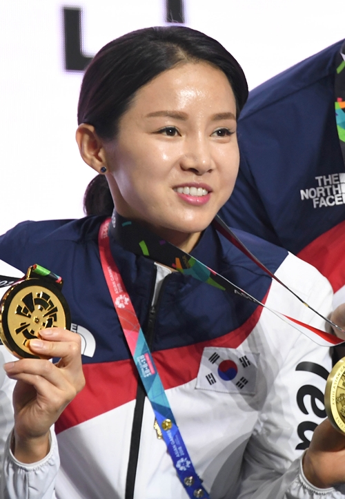 '펜싱 여제' 남현희, 15세 연하 사업가와 재혼
