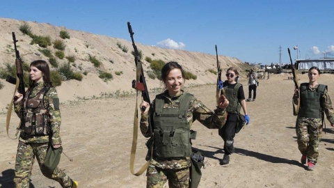 병력 부족 때문에…우크라 "60세 여성도 징병 대상"
