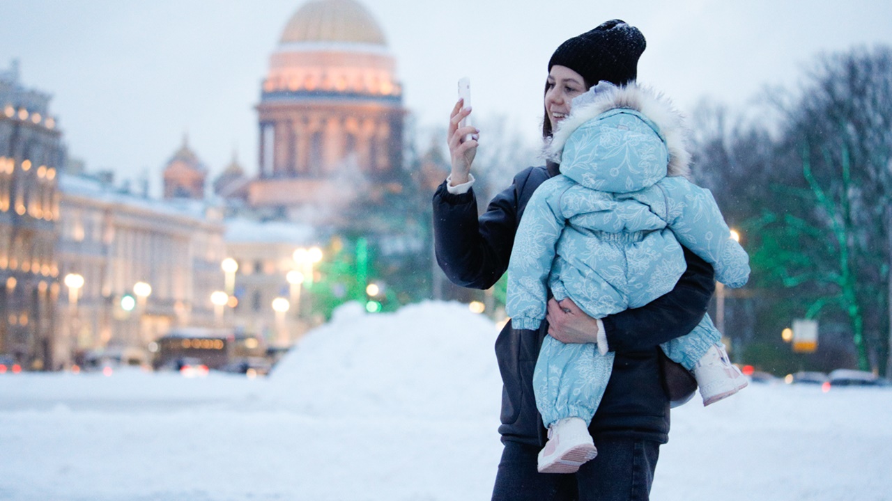 ‘아이 안 낳을 거면 세금 내라?’ 러시아, 무자녀 세금 도입안 거론