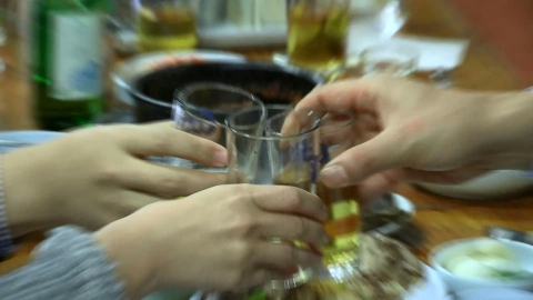 도 넘은 직장 내 회식 압박…“불참하면 전출” 협박까지