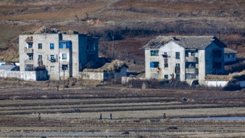 BBC "韓 드라마 본 北 10대 2명, 12년 노동형"...입수 영상 공개