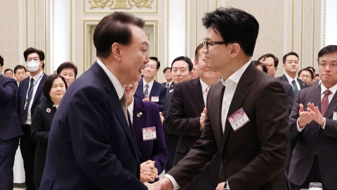 [뉴스앤이슈] 한동훈, 사퇴 일축·尹, 일정 취소...'정면 충돌' 일파만파