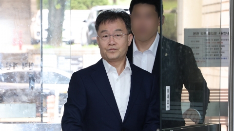 '화천대유 뇌물 의혹' 김만배 징역 2년 6월 선고