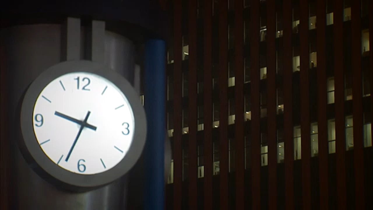 헌재 “주 52시간제는 합헌”…최저임금제 헌법소원도 각하