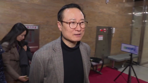 '친문 좌장' 홍영표 탈당..."민주 사라진 가짜 민주당"