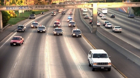 OJ 심슨이 경찰과 추격전 벌였던 포드차 매물로…"호가 21억"