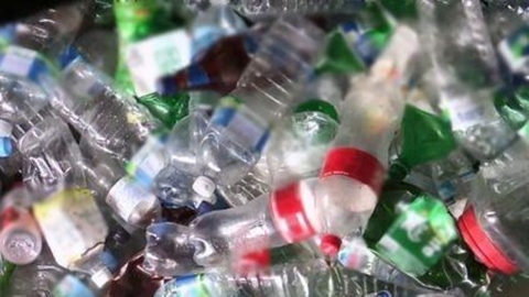 전세계 플라스틱 오염 절반 56개 기업 책임...코카콜라 쓰레기 생산 1위