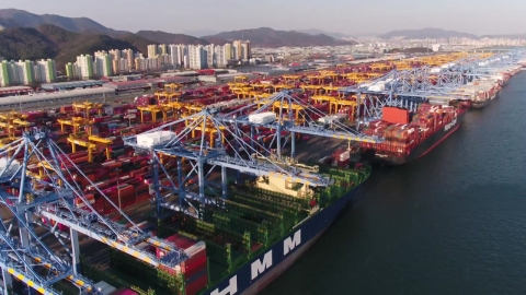 11개월째 경상수지 흑자...여행수지 적자는 개선