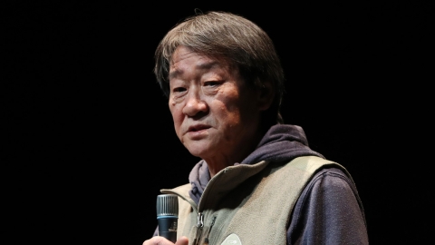 대학로 '학전' 이끈 가수 김민기 별세...향년 73세