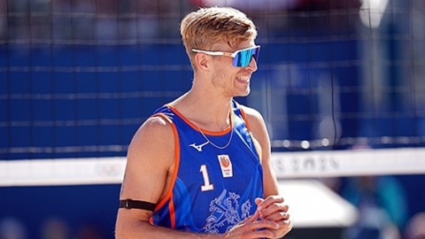 "12세 소녀 성폭행범이 국가대표?"  네덜란드 비치발리볼 선수에 야유 쏟아져