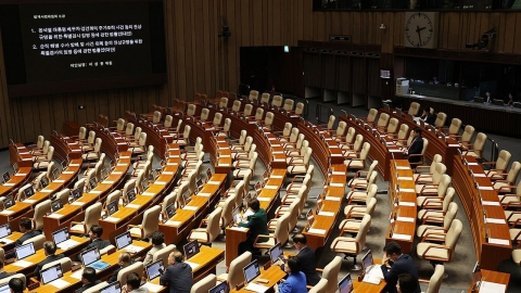  '김건희 여사 특검법' 국회 통과...여당, 표결 불참