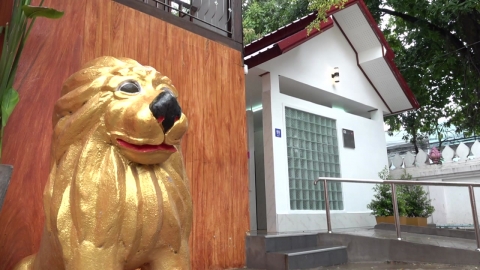 "Clean toilets are a universal right" ... the 50th k-toilet in Laos.