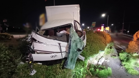 Trucks hit SUVs, streetlights...One person will die.