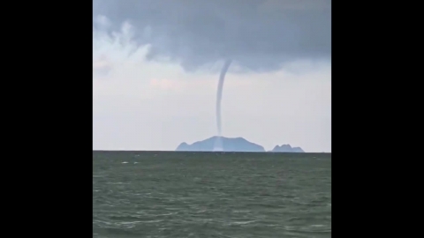 Witnessing 'Yongoreum' in the sea near Nokdo Island in Boryeong, Chungcheongnam-do