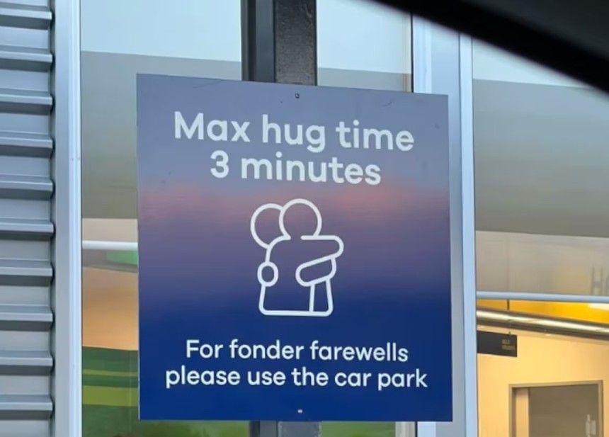 "Don't hug for more than 3 minutes" ...New Zealand airport 'noisy' in new rules