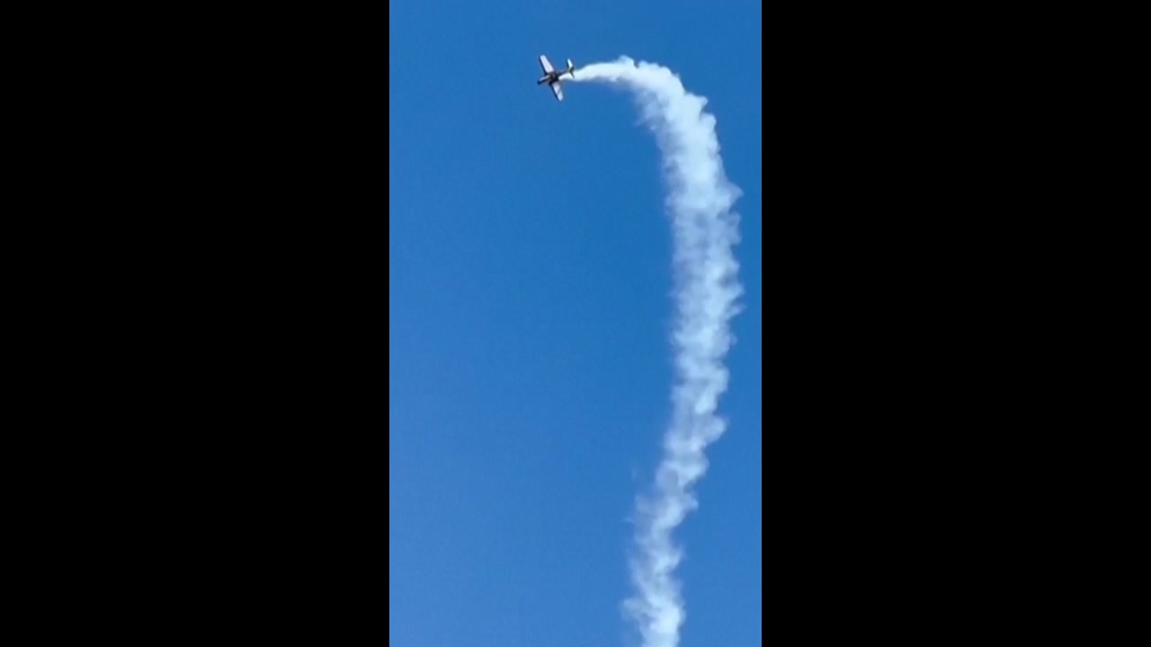 Air Show plane crash...Movie 'Top Gun' Flight Instructor Killed