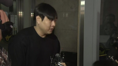 Police investigate "illegal gambling" comedian Lee Jin-ho... "Sorry."