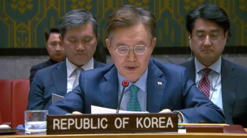 Hwang Jun-guk, Ambassador to the United Nations, said, "North Korea controls culture and reigns fear."