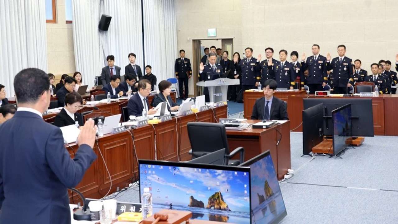 "58일 병가 내고 한달간 프랑스 여행"...제주경찰, 징계는 고작...