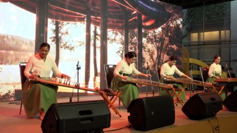 Gayageum melody resonated in the Buddhist kingdom of Thailand.