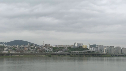 [날씨] 전국 흐리고 낮 동안 선선…제주도 낮까지 가끔 비