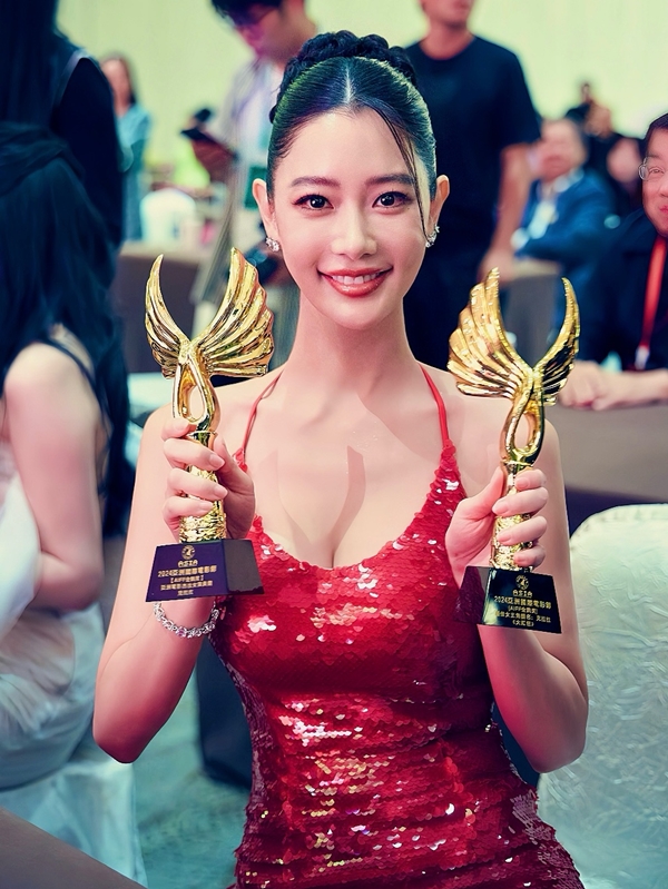 Clara Wins 'Best Actress Award' at AIFF Asia International Film Festival