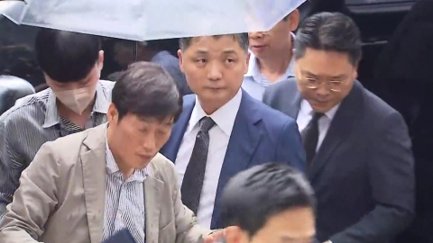 Kakao's Kim Bum-soo is granted bail for 'SM market price manipulation'... will be released soon.