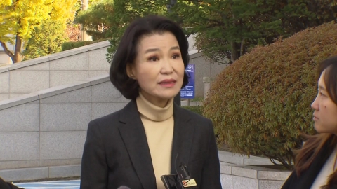 Lee Jin-sook's impeachment trial begins in earnest... "met the requirements" vs "abuse of authority"