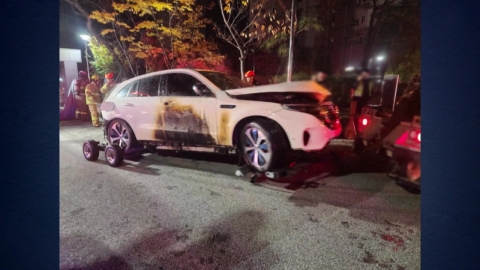 Another Mercedes-Benz electric car fire in the underground parking lot of Asan apartment in Chungcheongnam-do...790 generations of emergency evacuation