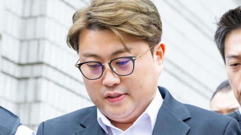 Kim Ho-joong is disobeying the first trial, which sentenced him to two and a half years in prison...Submission of an appeal