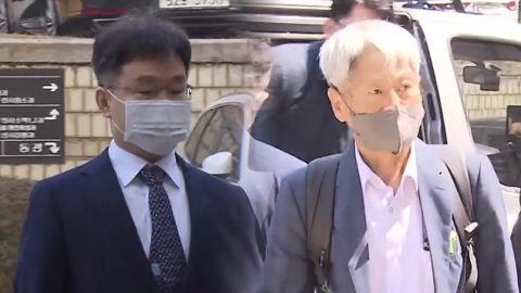 Kim Man-bae and Shin Hak-rim are granted bail on 'Presidential defamation charges'.