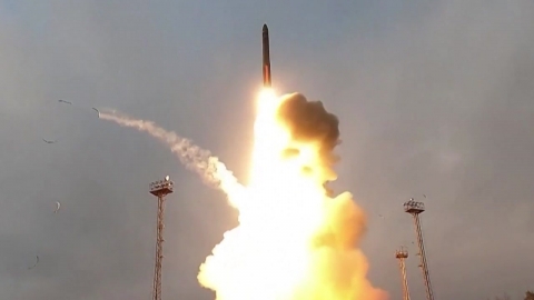 Putin "It's not an ICBM that was fired at Ukraine, it's a new medium-range missile."