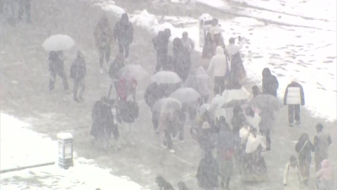 Snow "Boom Boom" Snow warning across Seoul...the heaviest snowfall in 117 years.