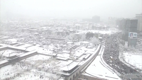 "Snow bomb after 200 years".Snowfall in Seoul is 'No. 3 in all winter'