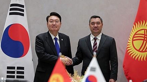 Korea-Kirgis upgraded to comprehensive partnership..."North Korea's denuclearization contributes to world peace"