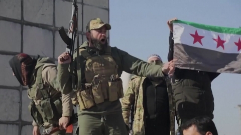 Syrian rebels seize fourth city 'Hama'..."I'm going to the capital now".